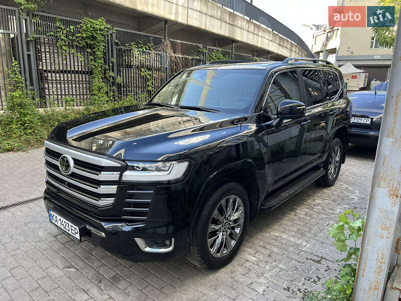 2021 toyota land cruiser