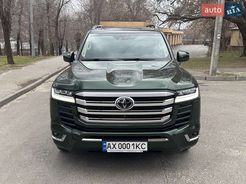 2021 toyota land cruiser