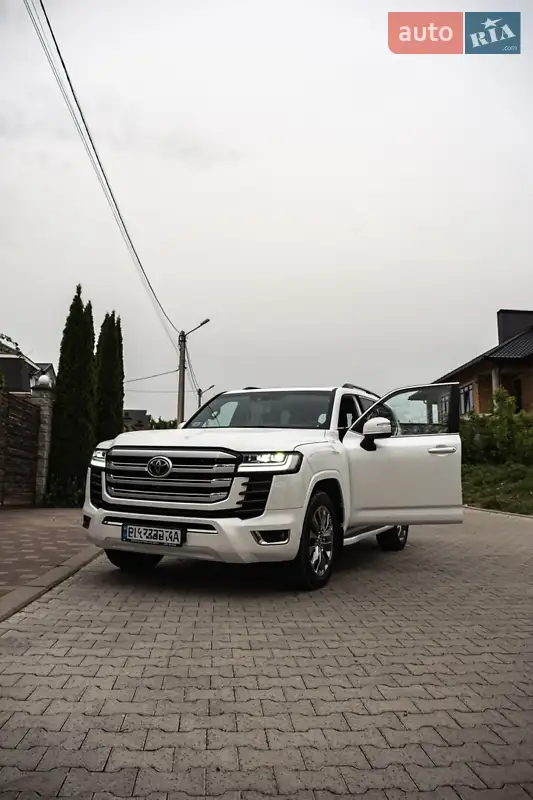 2021 toyota land cruiser