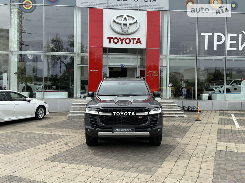 2021 toyota land cruiser