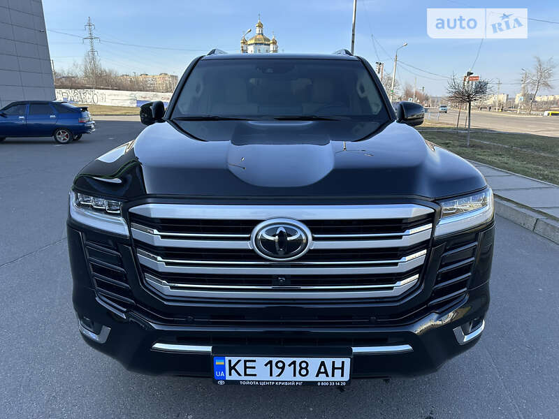2021 toyota land cruiser