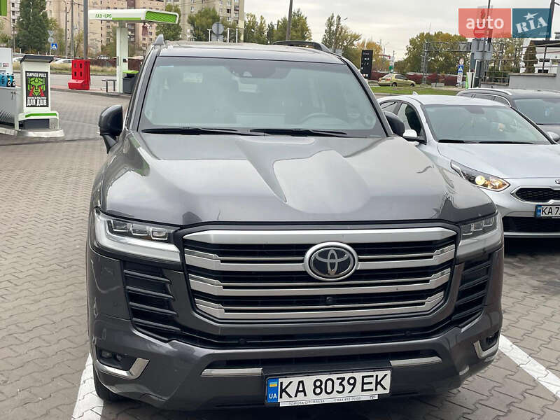 2021 toyota land cruiser
