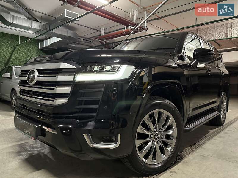 2021 toyota land cruiser