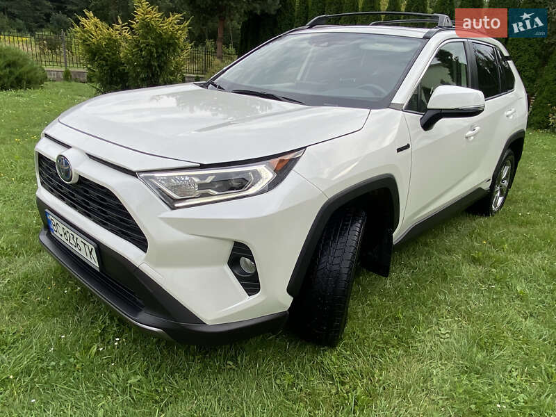 2021 toyota rav4