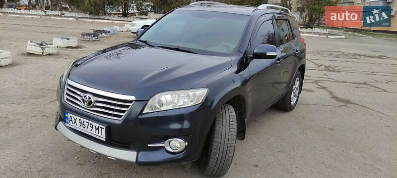 2010 toyota rav4