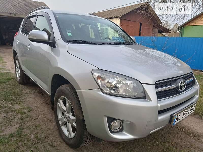 2009 toyota rav4