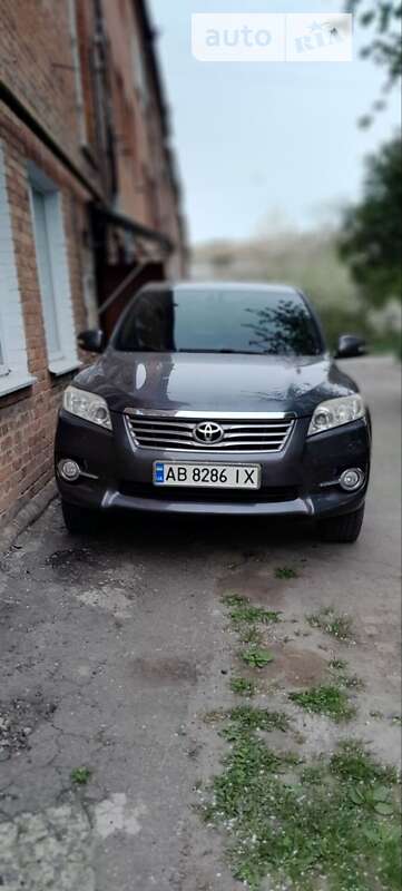 2010 toyota rav4