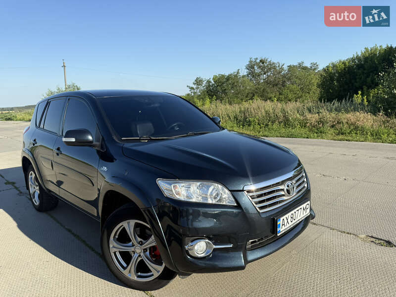 2010 toyota rav4