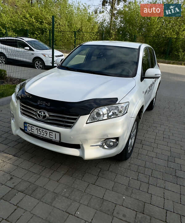 2010 toyota rav4