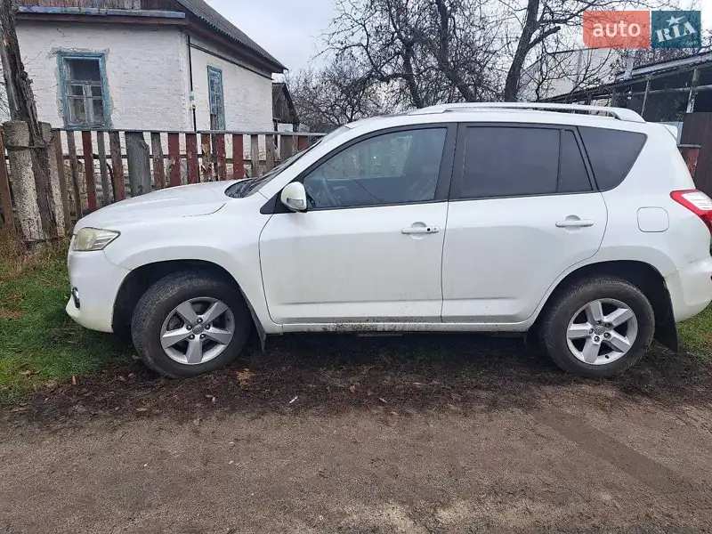 2010 toyota rav4