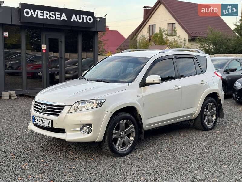 2010 toyota rav4