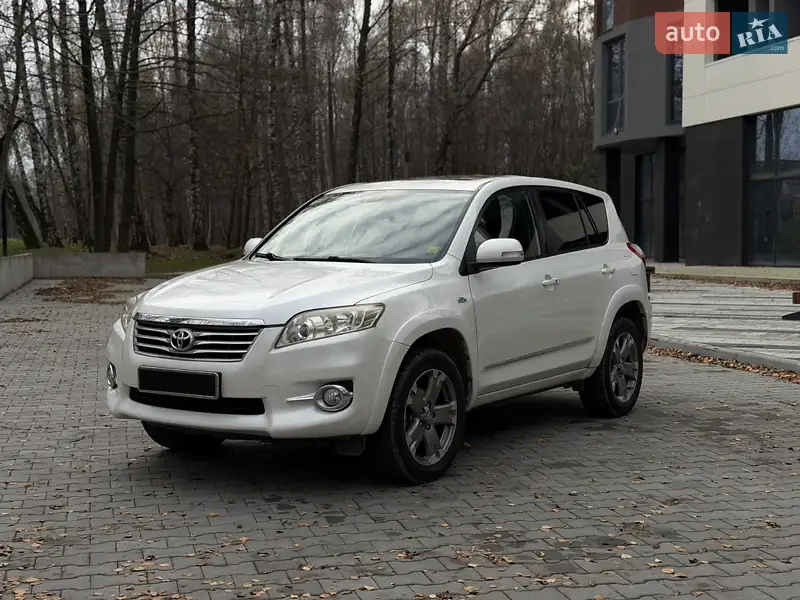 2011 toyota rav4
