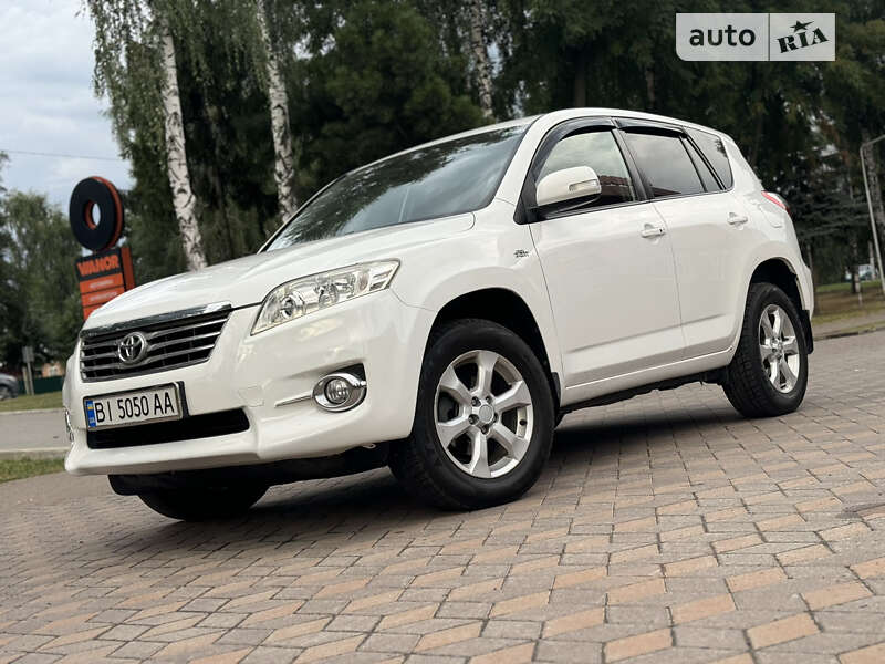 2010 toyota rav4
