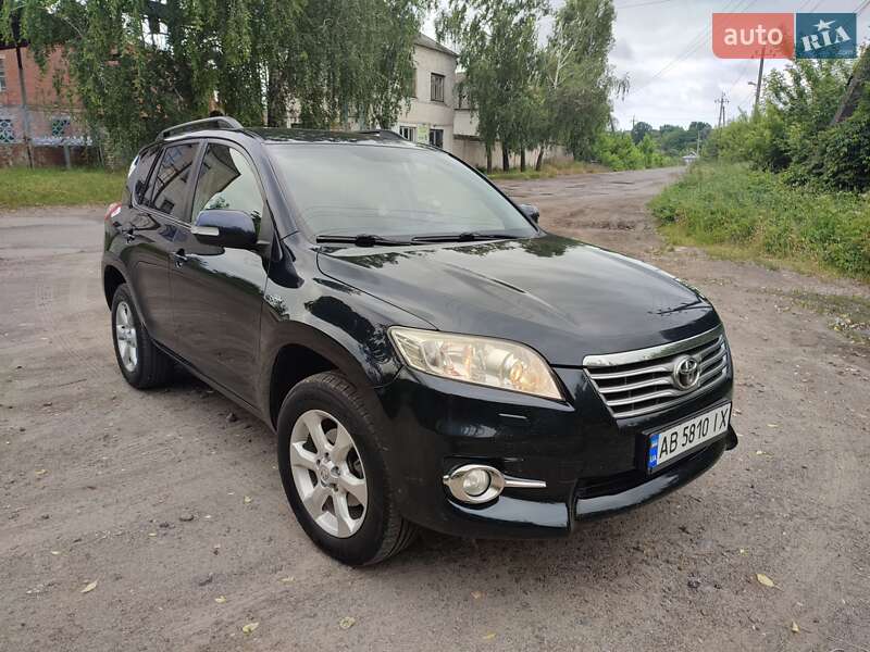 2011 toyota rav4
