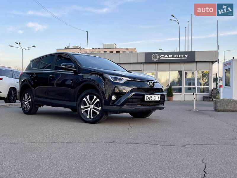 2017 toyota rav4