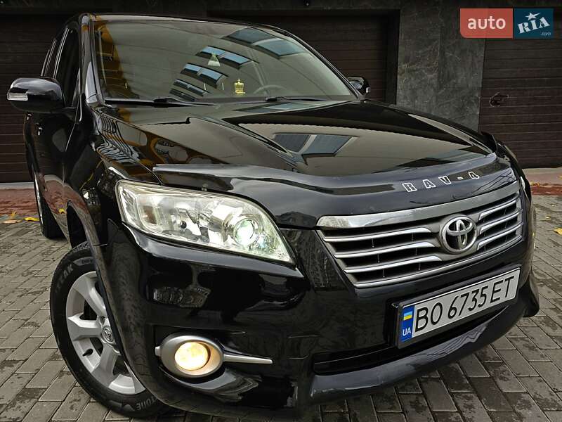 2011 toyota rav4