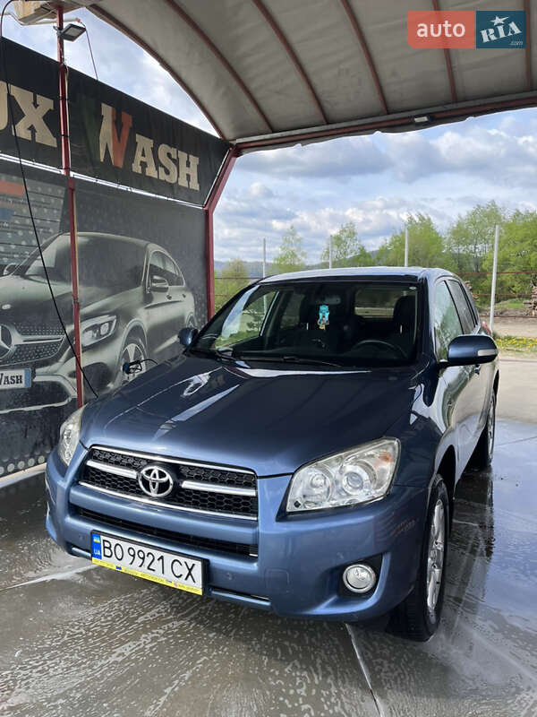 2009 toyota rav4