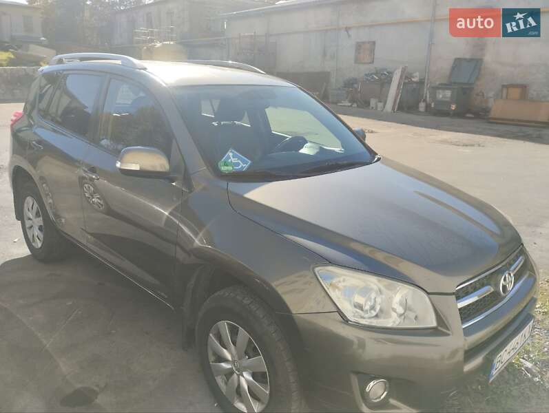 2009 toyota rav4