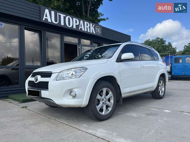 2010 toyota rav4