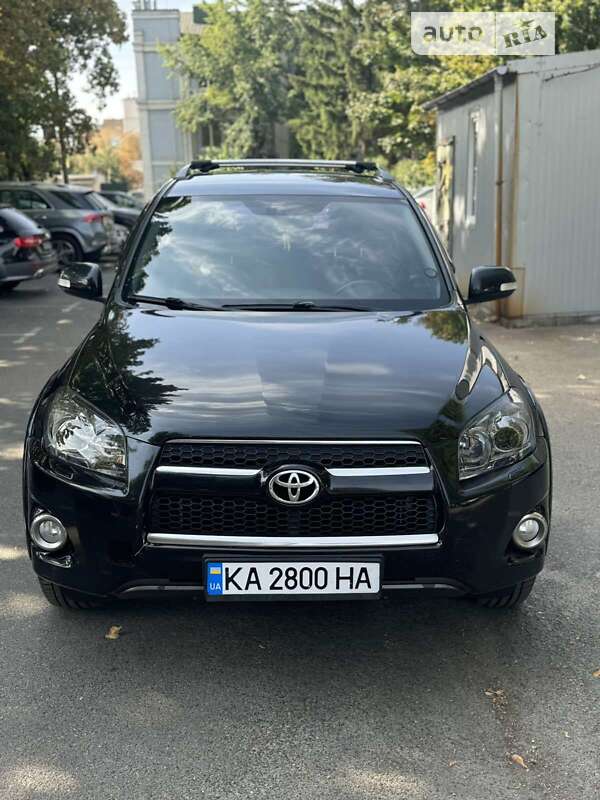 2010 toyota rav4
