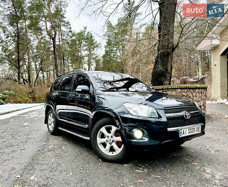 2010 toyota rav4