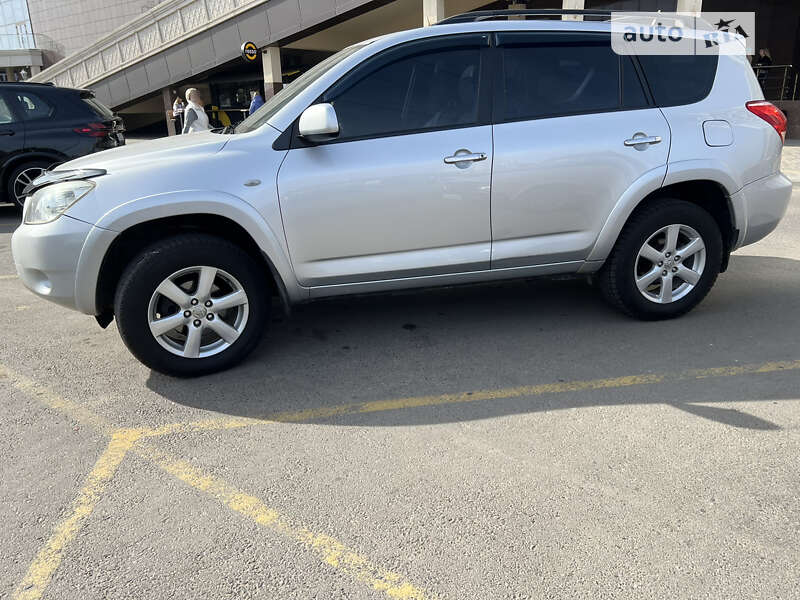 2008 toyota rav4