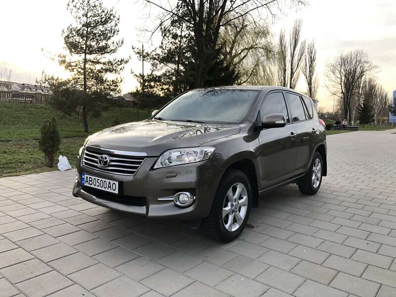 2010 toyota rav4