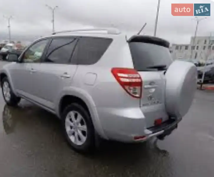 2011 toyota rav4