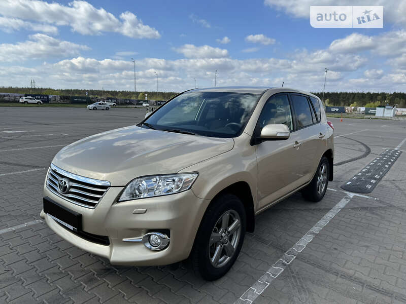 2012 toyota rav4