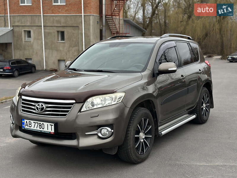 2010 toyota rav4