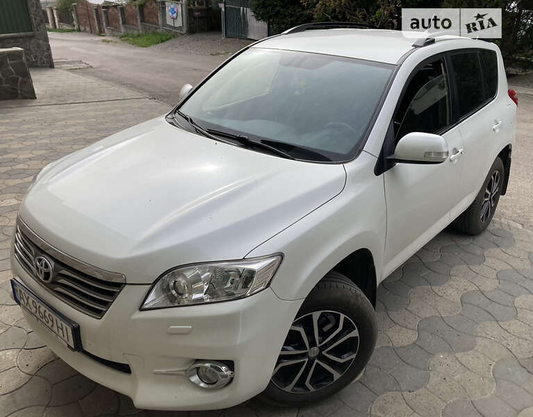 2012 toyota rav4