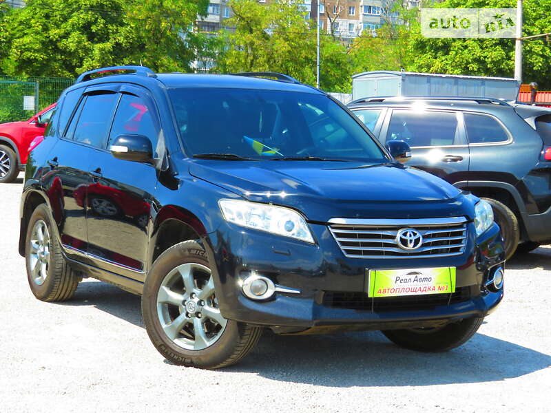 2011 toyota rav4