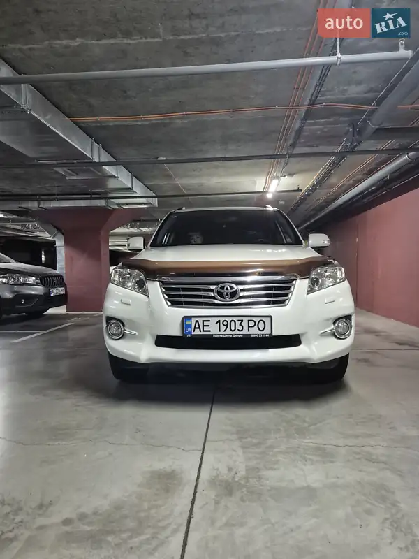 2011 toyota rav4
