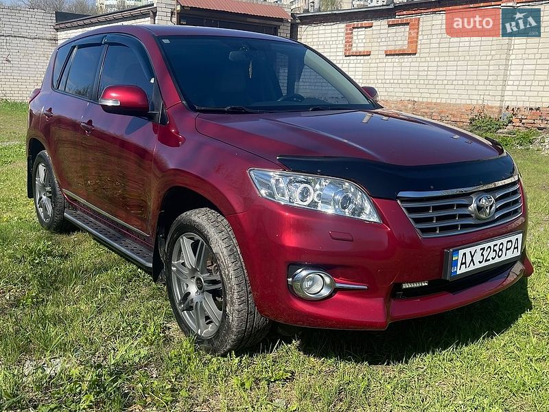 2010 toyota rav4