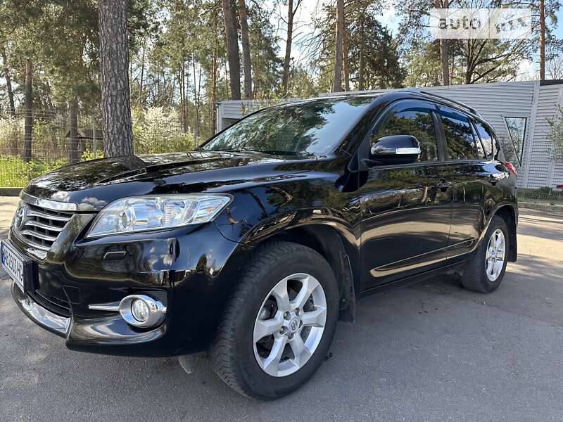 2011 toyota rav4