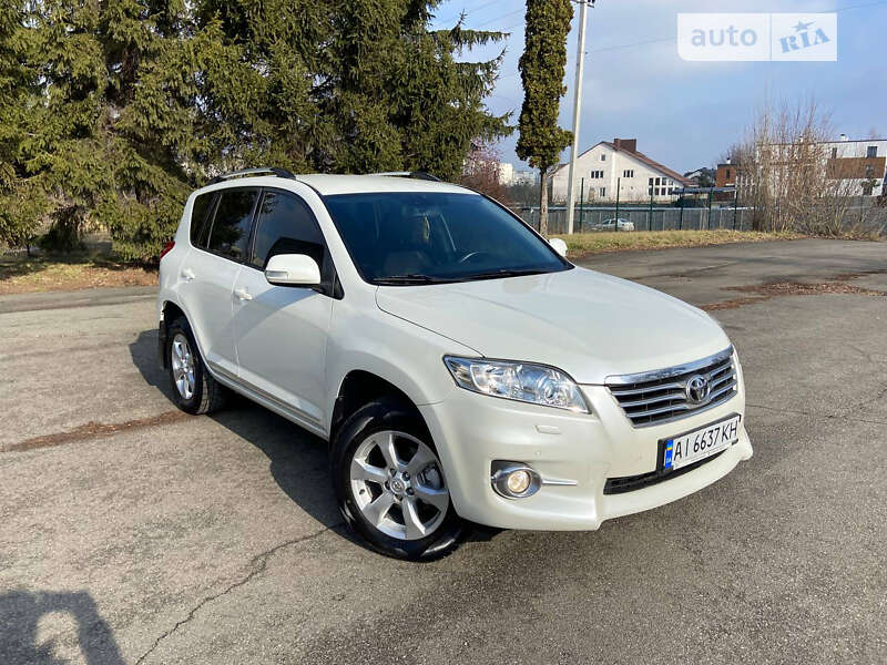 2010 toyota rav4