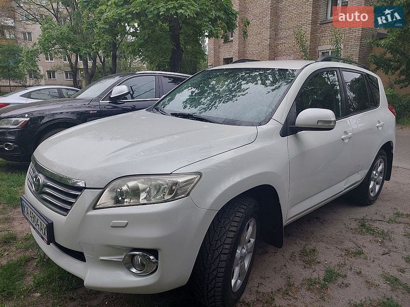 2010 toyota rav4