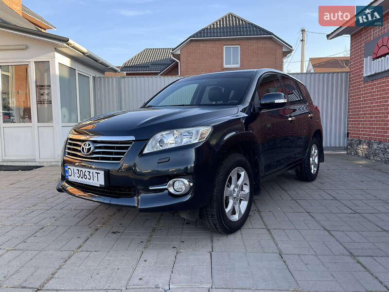 2010 toyota rav4