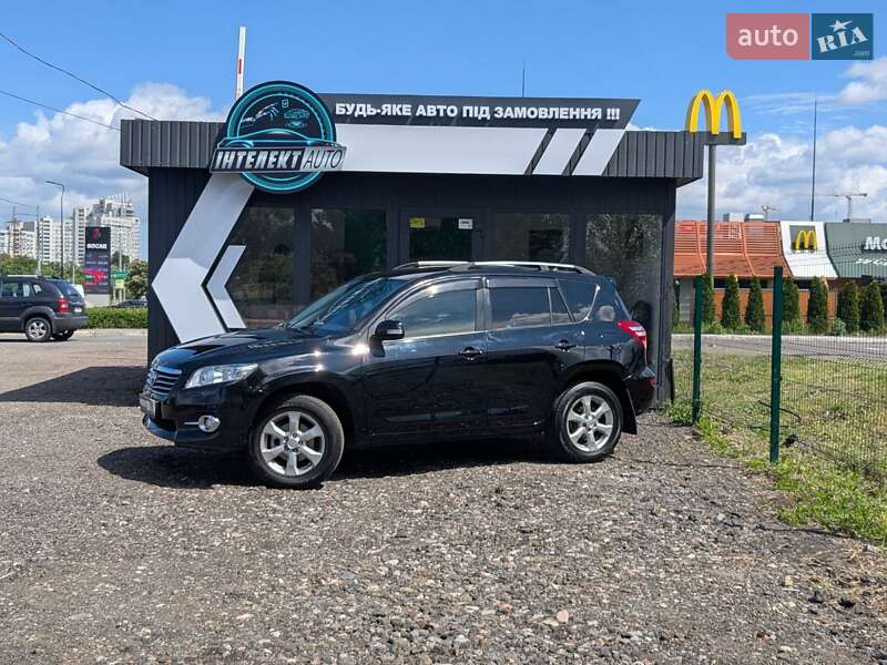 2010 toyota rav4