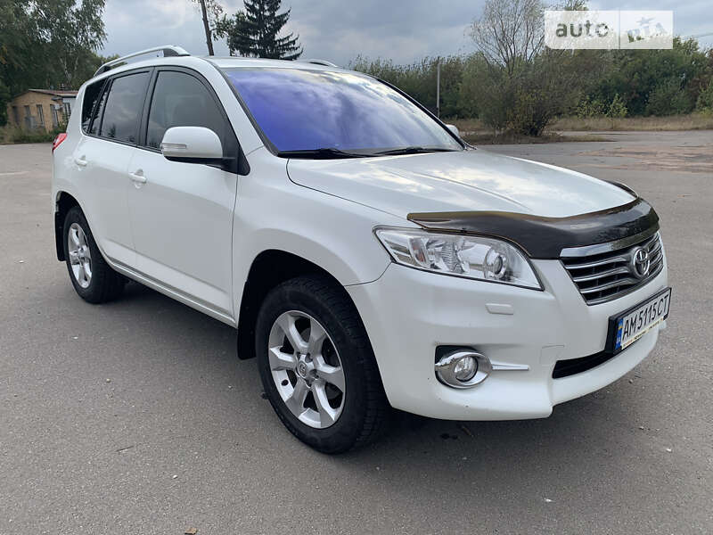 2011 toyota rav4