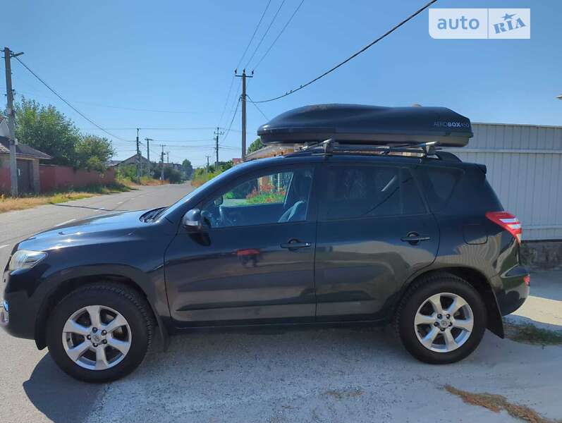 2010 toyota rav4