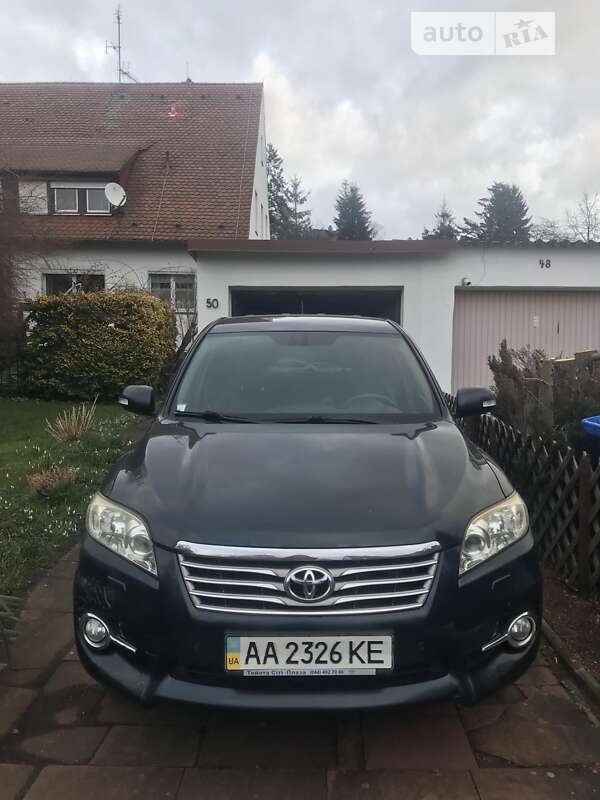 2010 toyota rav4