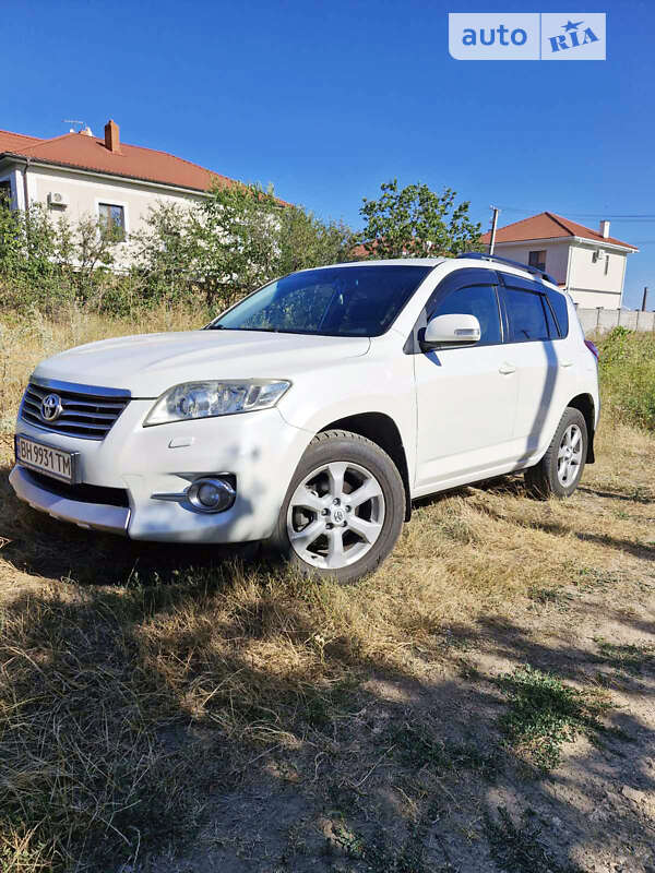 2010 toyota rav4