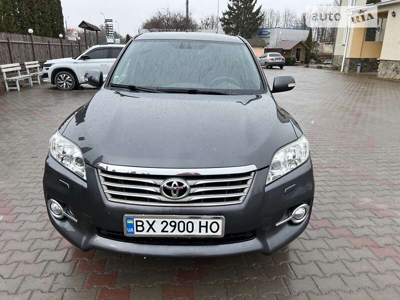 2011 toyota rav4