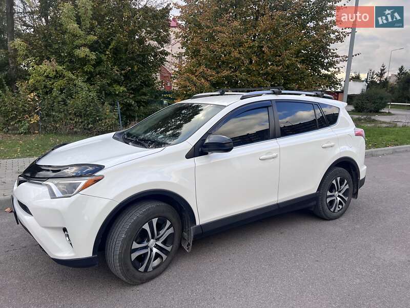2017 toyota rav4
