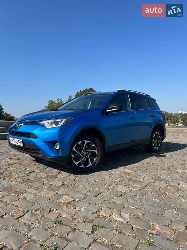 2018 toyota rav4
