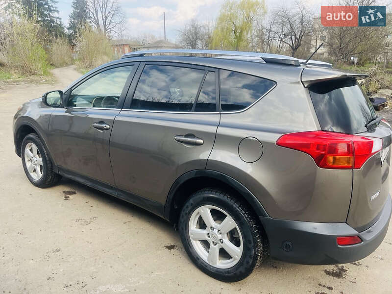 2014 toyota rav4