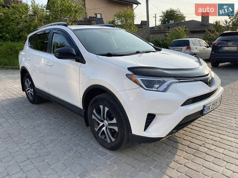 2016 toyota rav4
