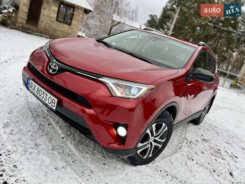 2017 TOYOTA RAV4