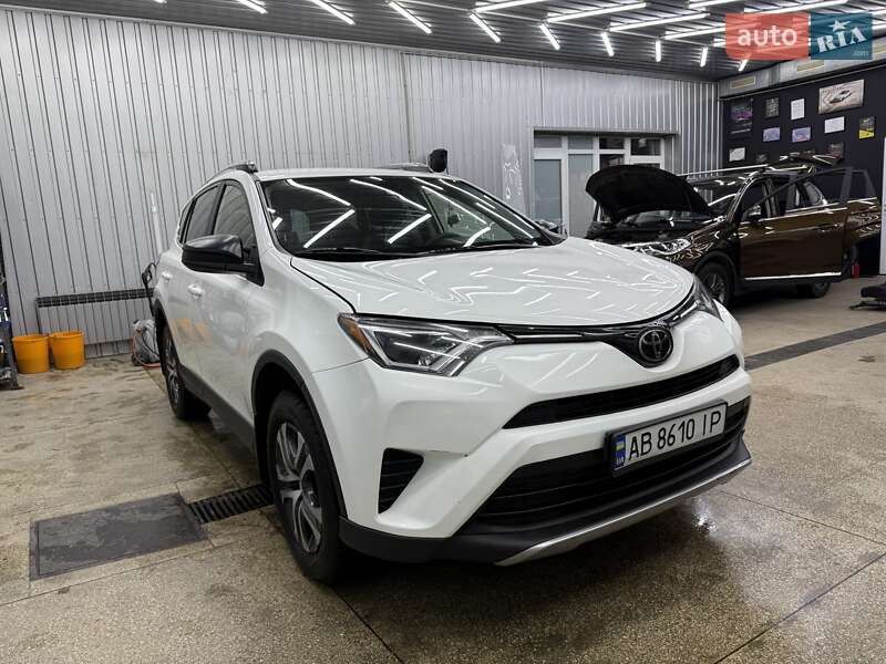2017 toyota rav4